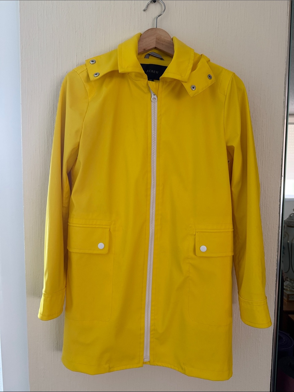 J.Crew Yellow Rubberized Waterproof Hooded Raincoat Jacket Pink Lining XS